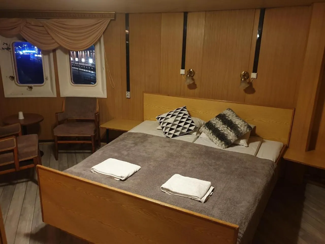 M/S Birger Jarl - Hotel & Hostel Stockholm 2*,  Sverige