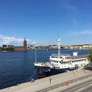 2* Hotel na wodzie Gustaf Af Klint